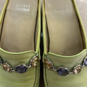 Woman’s Stuart Whitman size 6 green flats, very good condition